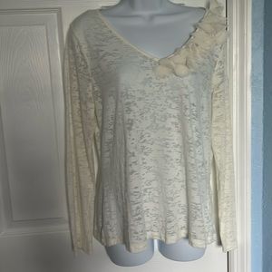 Large like new “Elle” blouse
